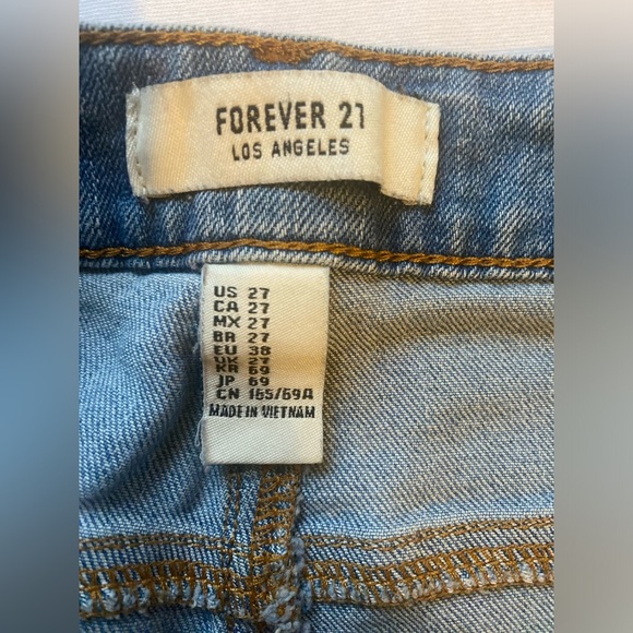 Forever 21 Shorts - Picture 3 of 3